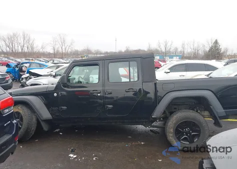 2021 Jeep Gladiator Sport 4X4 z USA, uszkodzony, nr VIN 1C6HJTAG3ML547370